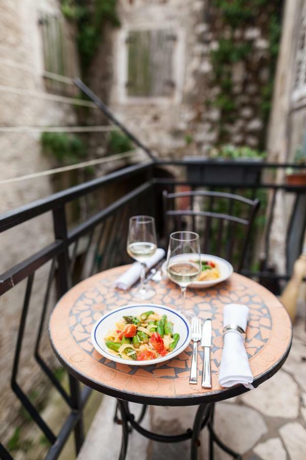 Guesthouse Galeb ヴルサル エクステリア 写真