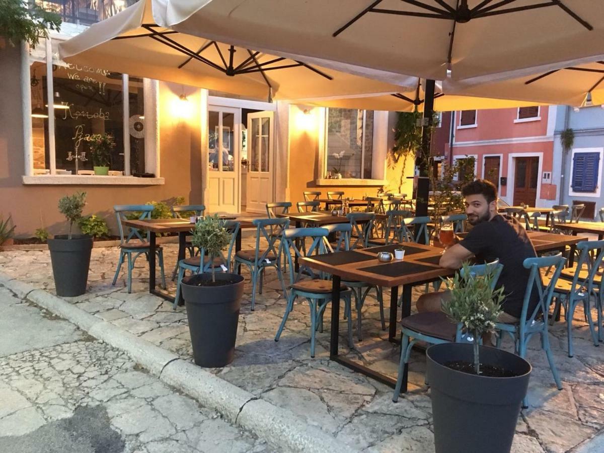 Guesthouse Galeb ヴルサル エクステリア 写真